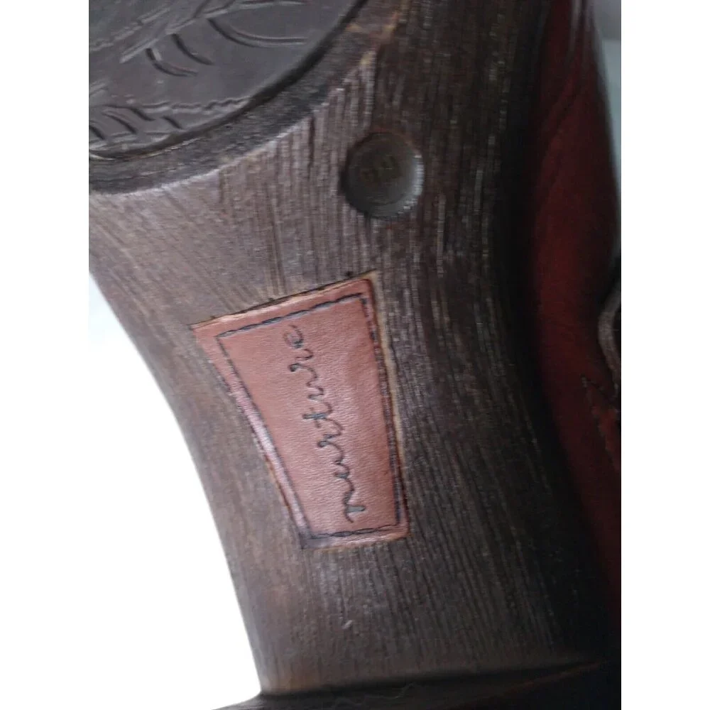 Nurture Prairie Clog Heels Women's 9 M Shoes Brown Leather Mules Metal Studs - Picture 8 of 10